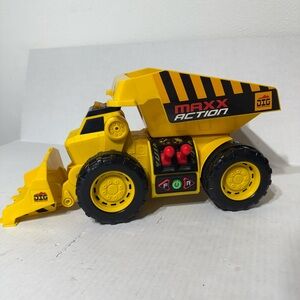Maxx Action 2-N-1 Dig Rig Dump Truck and Front End Loader Toy Vehicle